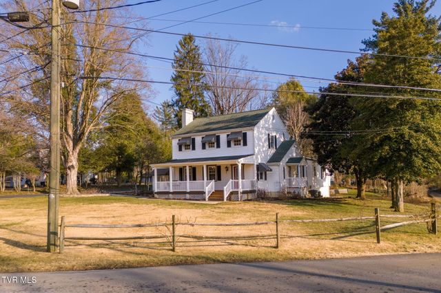 2111 Lee Highway, Bristol, VA 24201