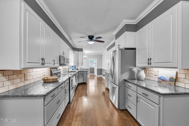 2111 Lee Highway, Bristol, VA 24201