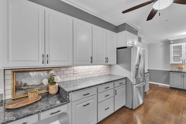 2111 Lee Highway, Bristol, VA 24201