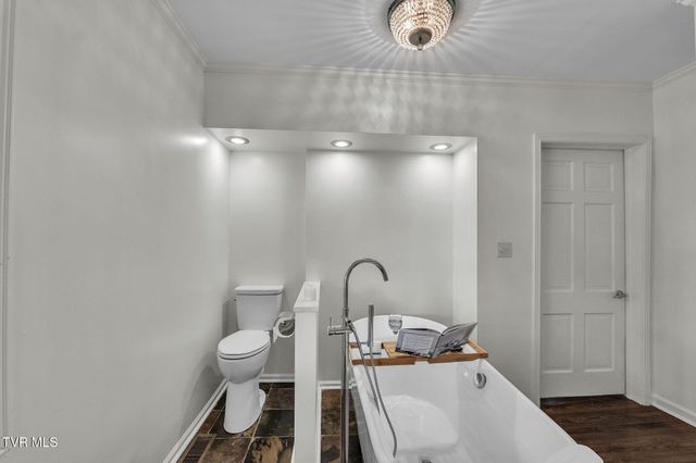 2111 Lee Highway, Bristol, VA 24201