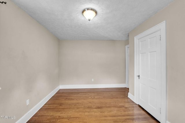 2111 Lee Highway, Bristol, VA 24201