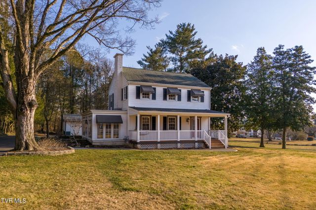 2111 Lee Highway, Bristol, VA 24201