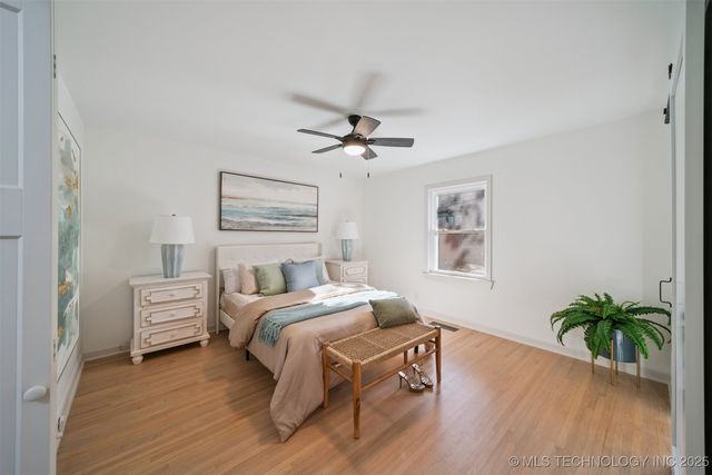 2140 S Columbia Avenue, Tulsa, OK 74114