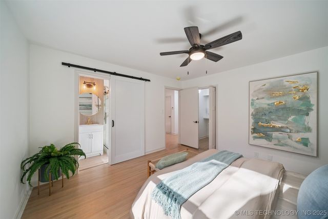 2140 S Columbia Avenue, Tulsa, OK 74114