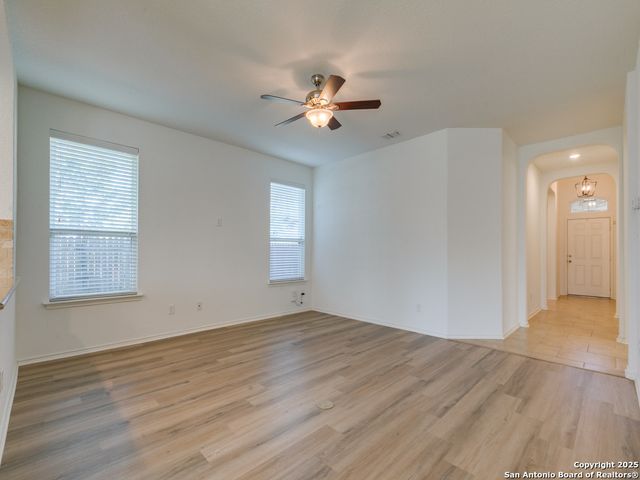 5822 Akin Elm, San Antonio, TX 78261