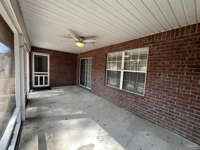 7230 Annandale Dr, Pensacola, FL 32526