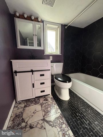 24 N ALLENTOWN RD, Telford, PA 18969