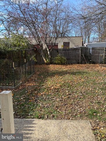 24 N ALLENTOWN RD, Telford, PA 18969