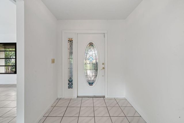 256 Sandpiper Avenue, Royal Palm Beach, FL 33411