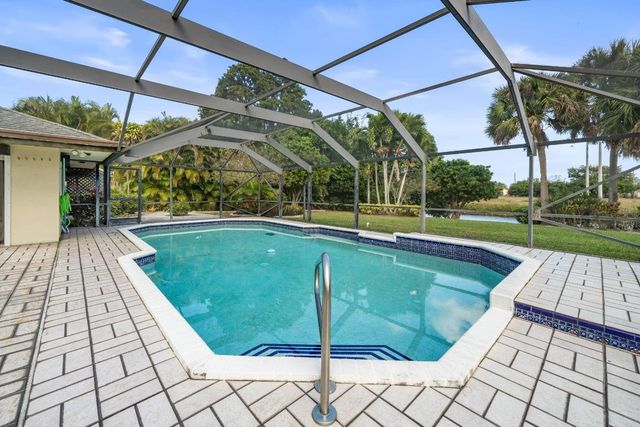 256 Sandpiper Avenue, Royal Palm Beach, FL 33411