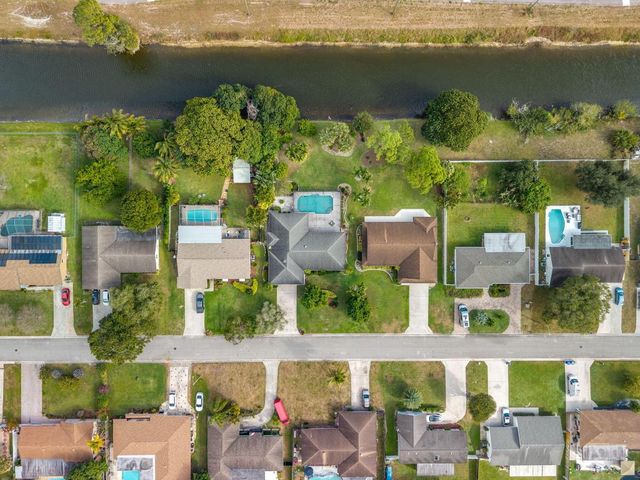 256 Sandpiper Avenue, Royal Palm Beach, FL 33411