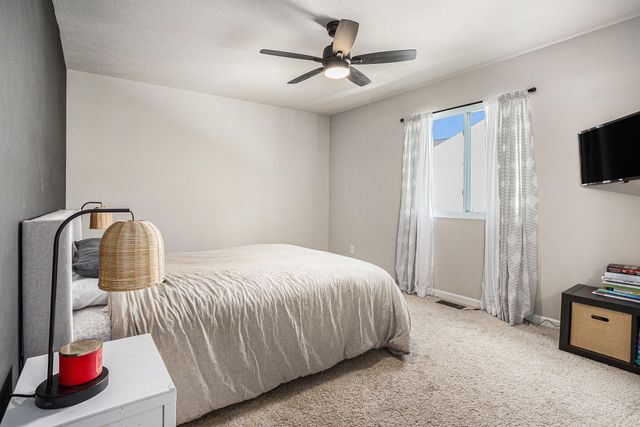 1655 Tea Pond Court, Vicksburg, MI 49097