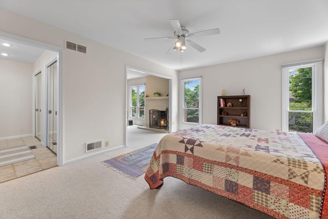 4532 Carriage Hill Lane, Columbus, OH 43220