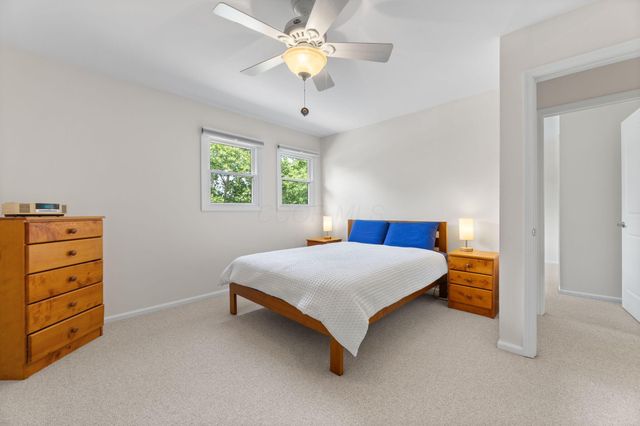 4532 Carriage Hill Lane, Columbus, OH 43220