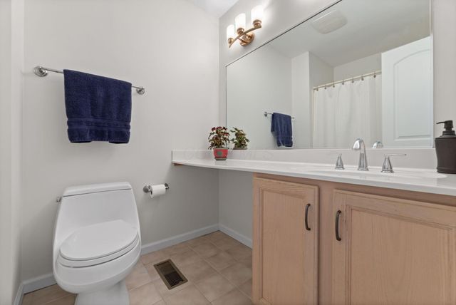 4532 Carriage Hill Lane, Columbus, OH 43220