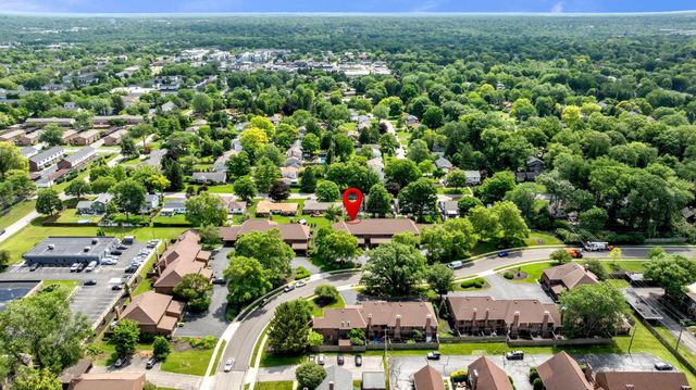 4532 Carriage Hill Lane, Columbus, OH 43220