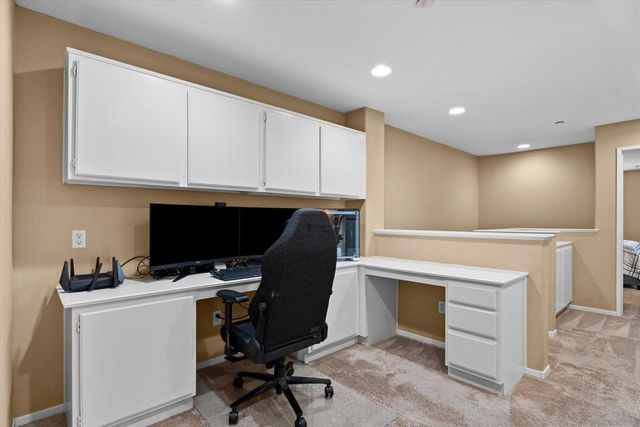 41985 Davenport C, Murrieta, CA 92562