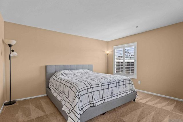 41985 Davenport C, Murrieta, CA 92562