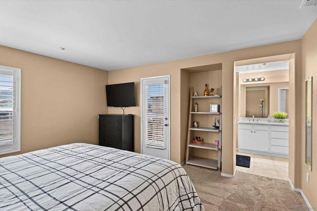 41985 Davenport C, Murrieta, CA 92562