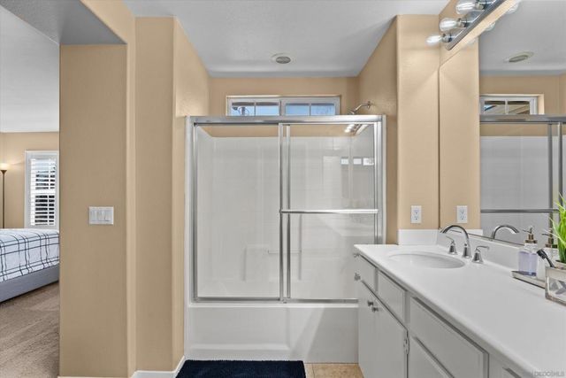 41985 Davenport C, Murrieta, CA 92562