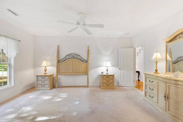 91 Emerald Ct 91, Tewksbury, MA 01876