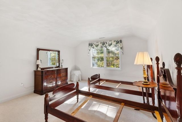 91 Emerald Ct 91, Tewksbury, MA 01876