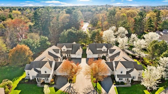 91 Emerald Ct 91, Tewksbury, MA 01876