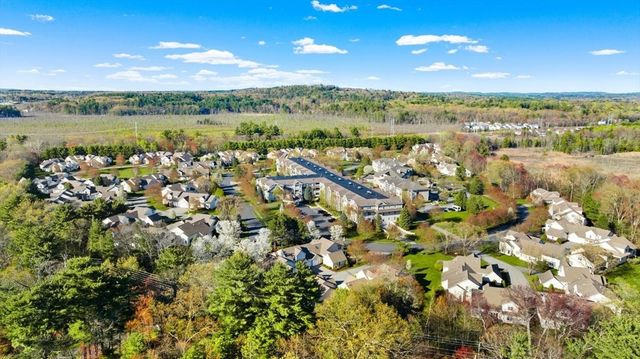 91 Emerald Ct 91, Tewksbury, MA 01876