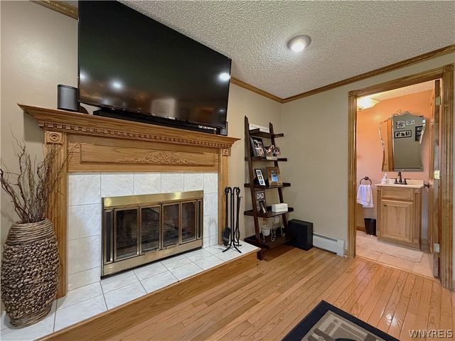 2 Autumn Lane, Cheektowaga, NY 14043