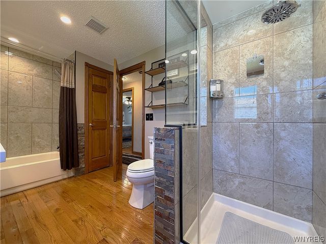 2 Autumn Lane, Cheektowaga, NY 14043