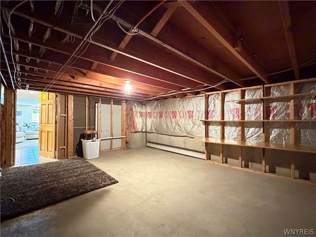 2 Autumn Lane, Cheektowaga, NY 14043