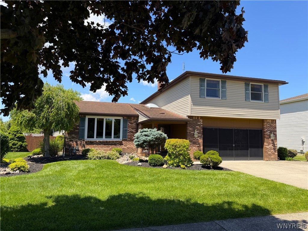 2 Autumn Lane, Cheektowaga, NY 14043