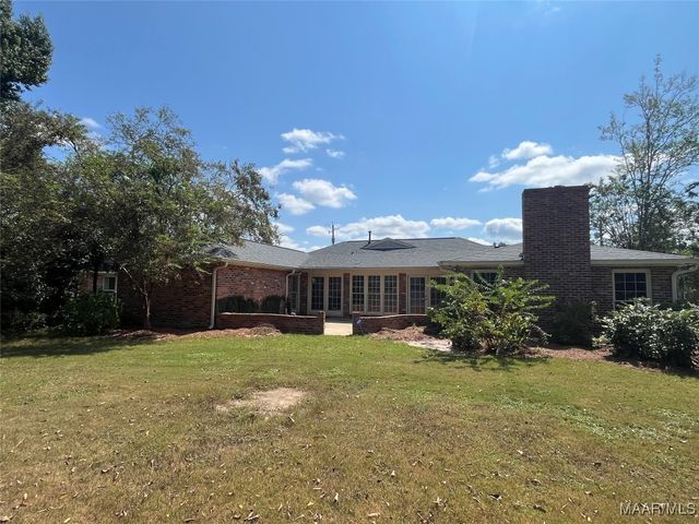 212 Pine Needle Drive, Selma, AL 36701