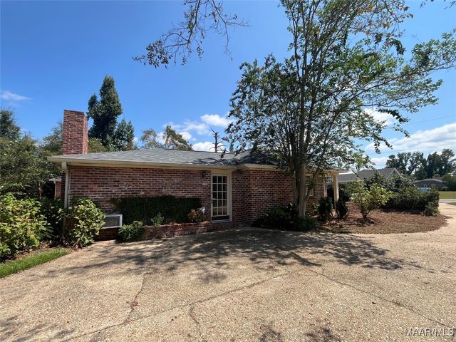 212 Pine Needle Drive, Selma, AL 36701