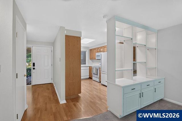 1223 Karen Wy NW, Salem, OR 97304