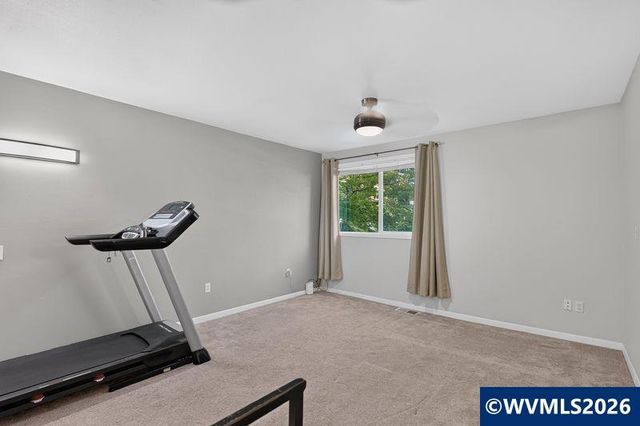 1223 Karen Wy NW, Salem, OR 97304