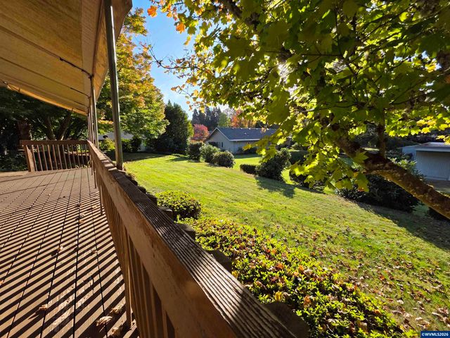 1223 Karen Wy NW, Salem, OR 97304