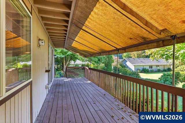 1223 Karen Wy NW, Salem, OR 97304