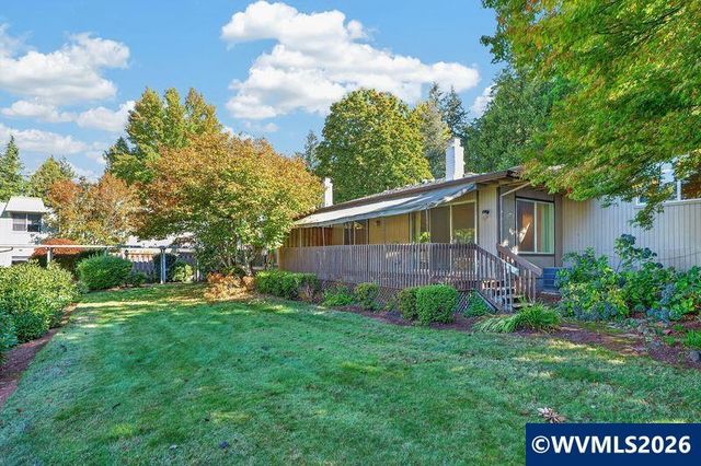 1223 Karen Wy NW, Salem, OR 97304