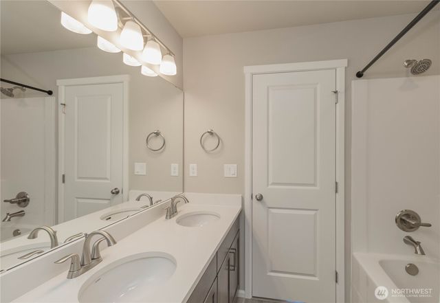 12625 178th Street E, Puyallup, WA 98374