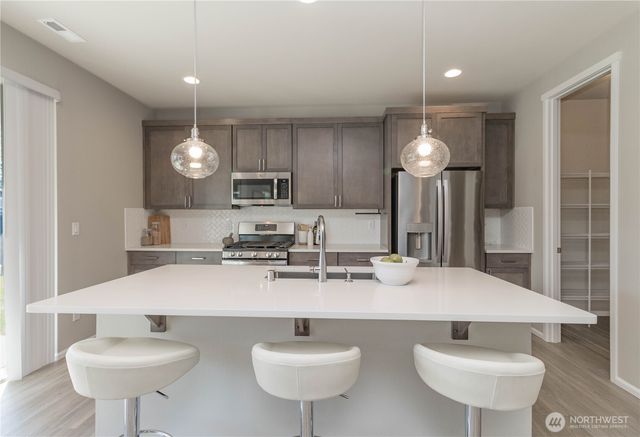 12625 178th Street E, Puyallup, WA 98374