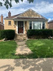 14310 S Tracy Avenue, Riverdale, IL 60827