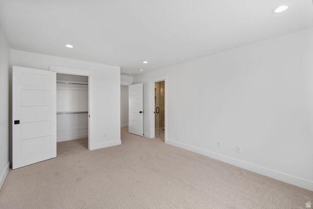 692 E MOUNTAIN RD., North Ogden, UT 84414