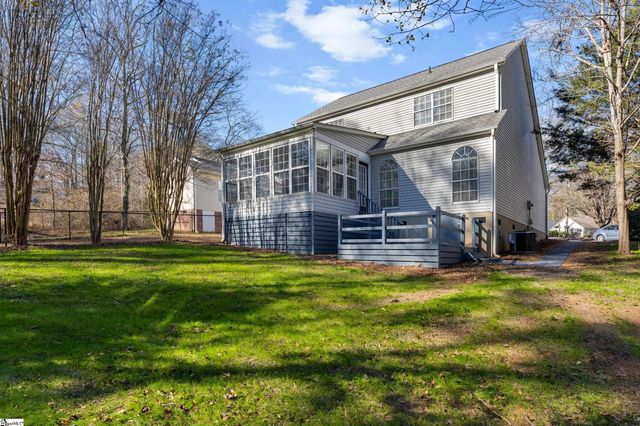 28 Lantern Lane, Greer, SC 29651