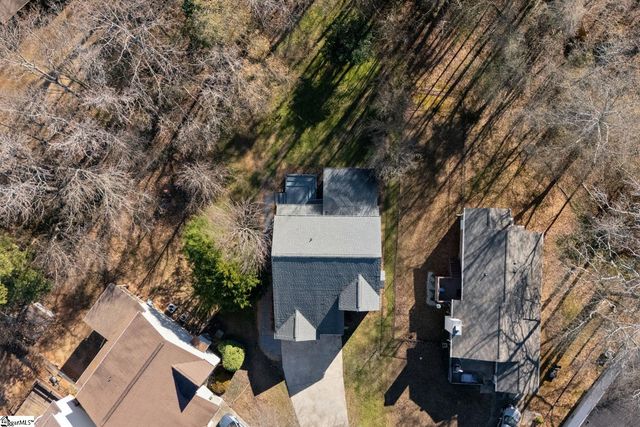 28 Lantern Lane, Greer, SC 29651