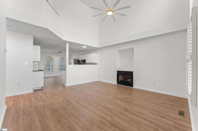 28 Lantern Lane, Greer, SC 29651