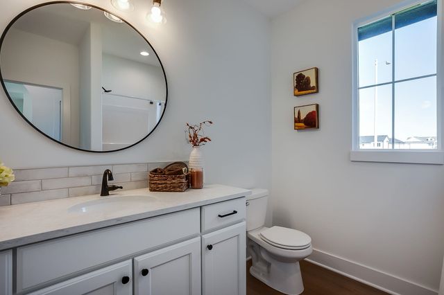 280 S Wellcrest Ct., Wichita, KS 67052