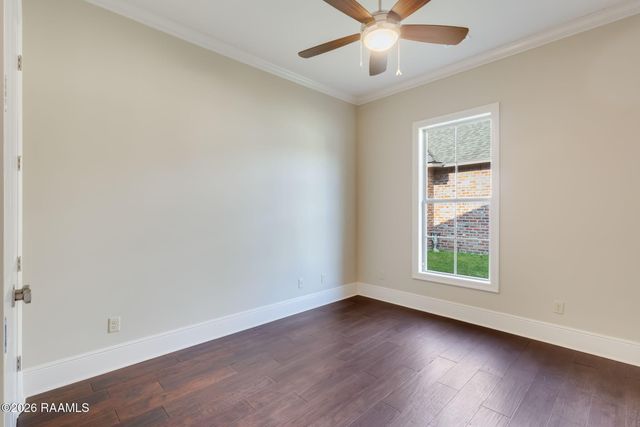 703 N Michot Road, Lafayette, LA 70508