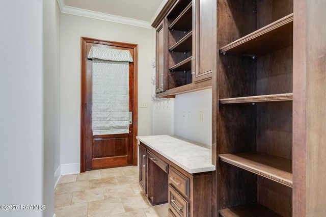 703 N Michot Road, Lafayette, LA 70508