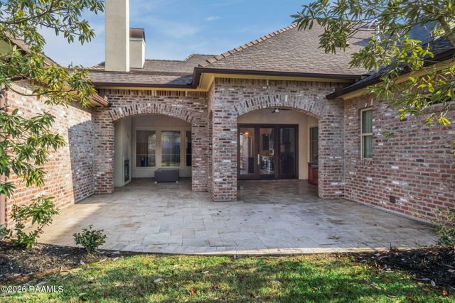 703 N Michot Road, Lafayette, LA 70508